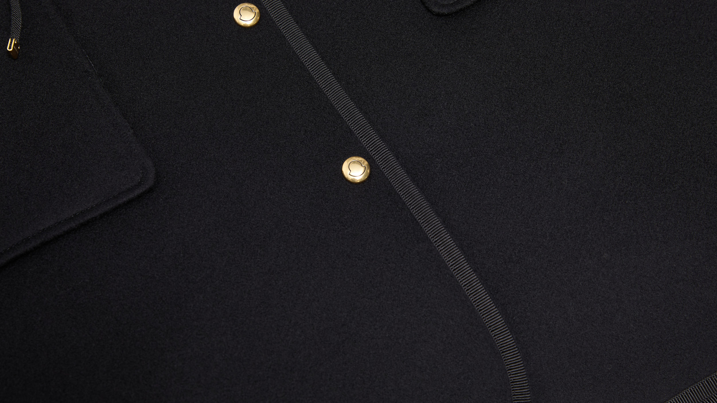 Slide 2 - ์ธ์ด ์ ์ฌํ๋ ํฌ๊ทผํ ํธ์ํจ